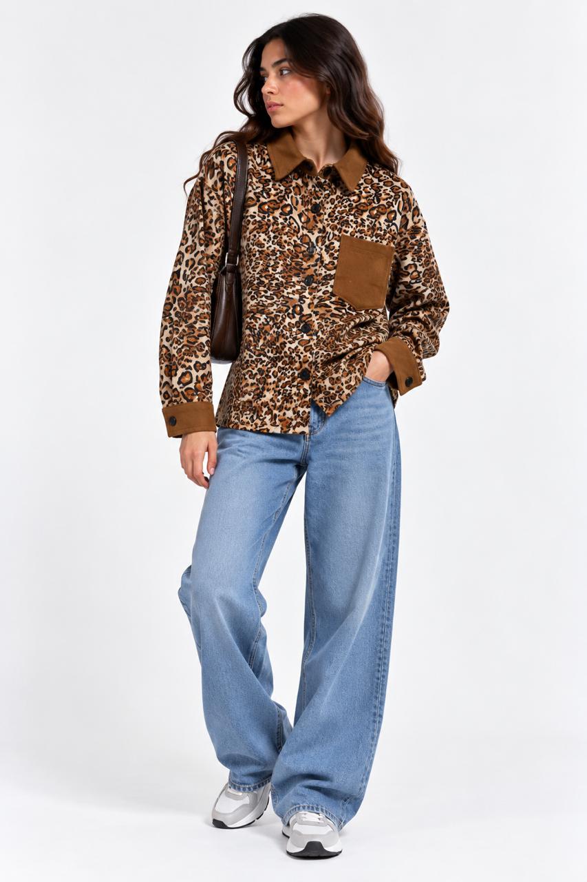 Brown tiger-print shirt with a pocket