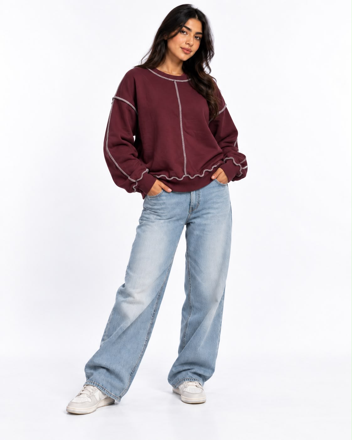 Sweatshirt – stitched detailing on the chest and sleeves – burgundy.