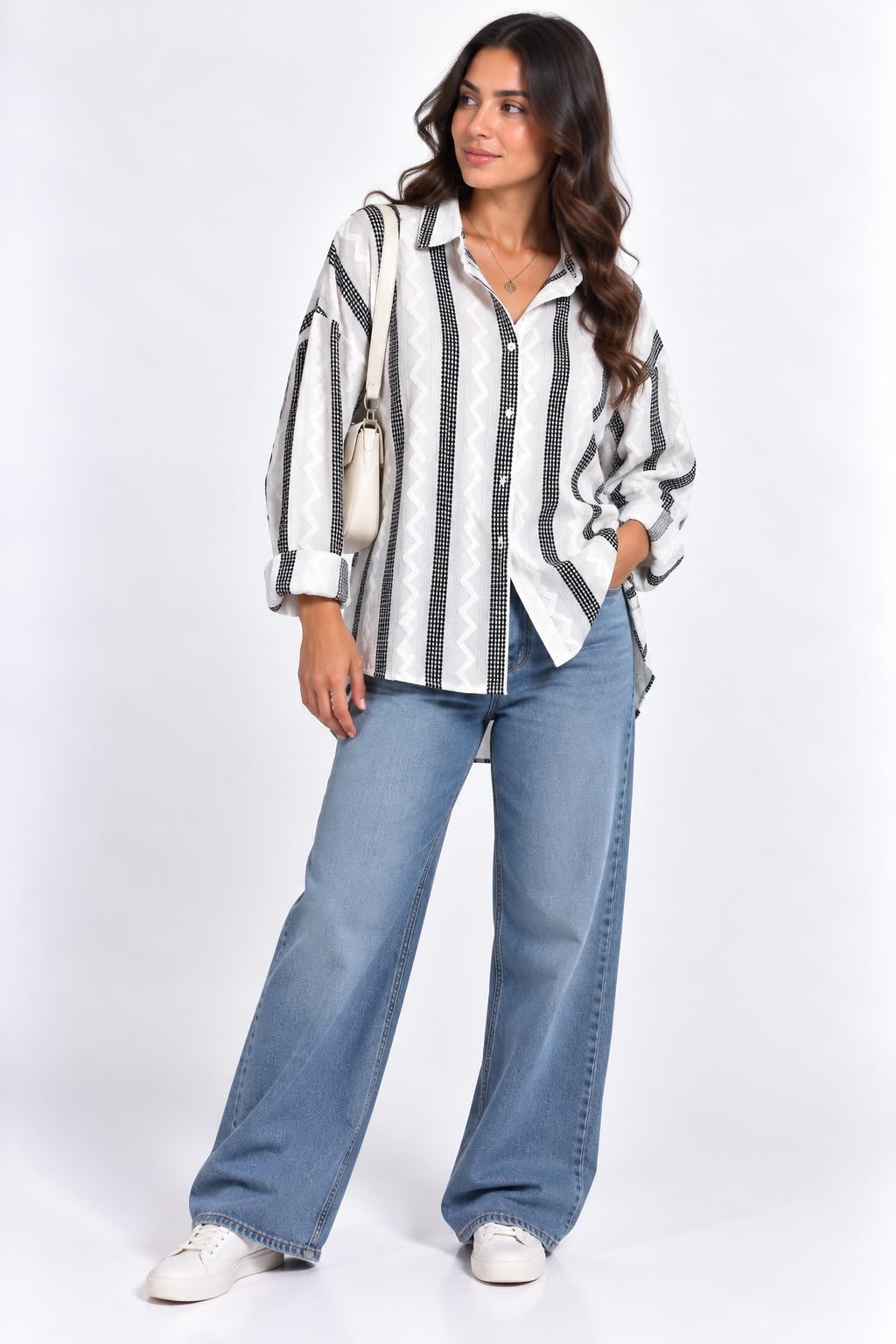Shirt - 2 side slits Black